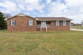 417 Greenmeadow Circle, Anderson, SC 29626