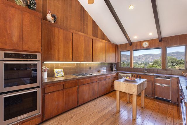 2231 1st Ave, Napa, CA 94558