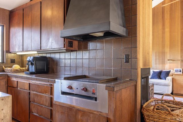 2231 1st Ave, Napa, CA 94558