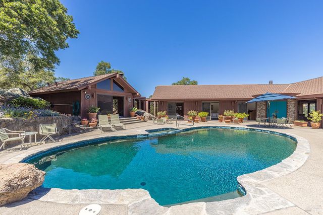 2231 1st Ave, Napa, CA 94558