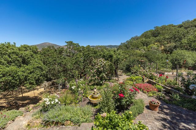 2231 1st Ave, Napa, CA 94558