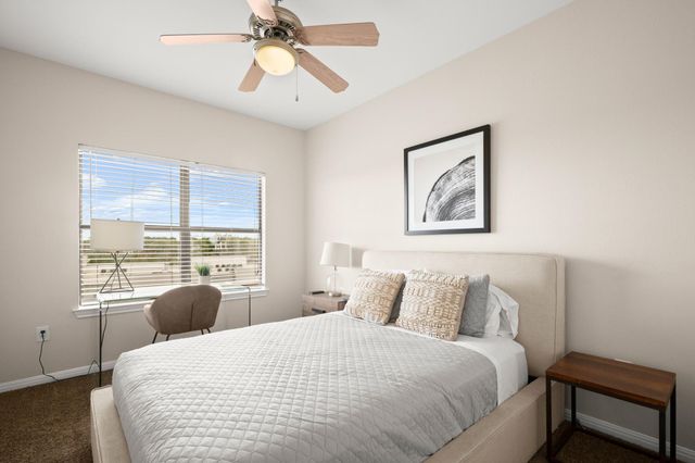 2502 Leon ST 512, Austin, TX 78705