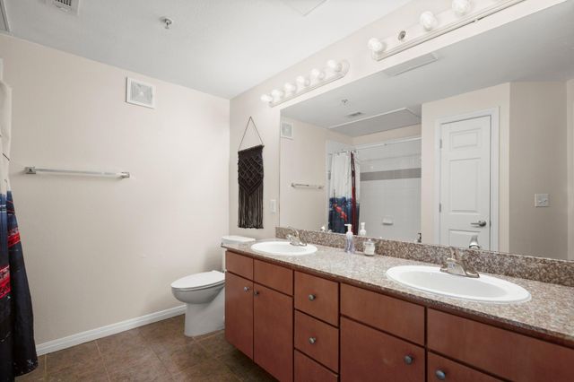 2502 Leon ST 512, Austin, TX 78705