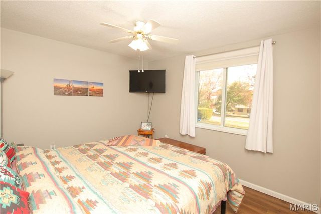 421 Lake Shore Drive, St Clair, MO 63077