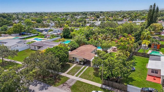 9770 Cutler Ridge Dr, Cutler Bay, FL 33157