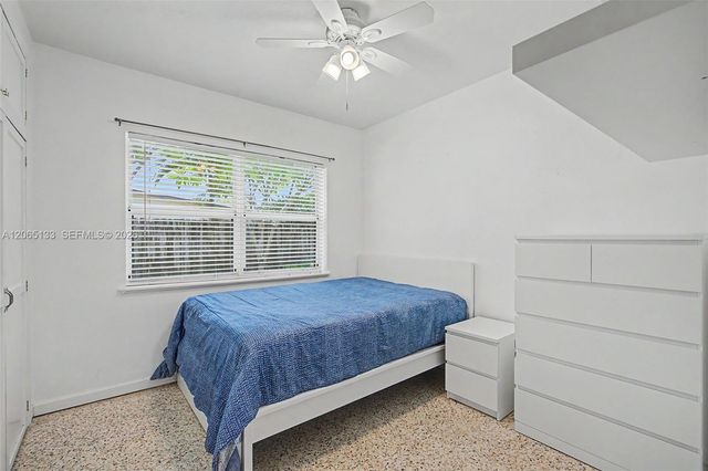 9770 Cutler Ridge Dr, Cutler Bay, FL 33157