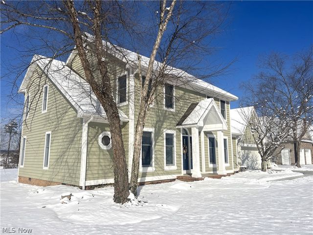 209 Plantation Drive, Mineral Wells, WV 26150