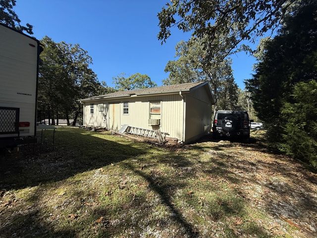 485 Russwood Dr, Springville, TN 38256