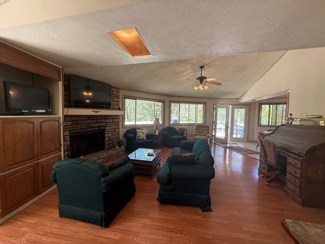 485 Russwood Dr, Springville, TN 38256