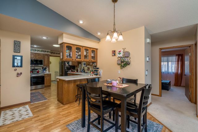 2338 Hoffman Path, Mankato, MN 56001