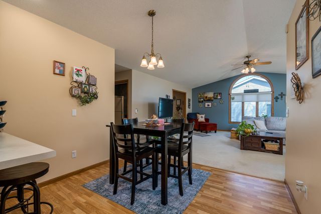 2338 Hoffman Path, Mankato, MN 56001