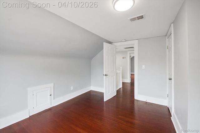 3690 Phillips Avenue, Berkley, MI 48072