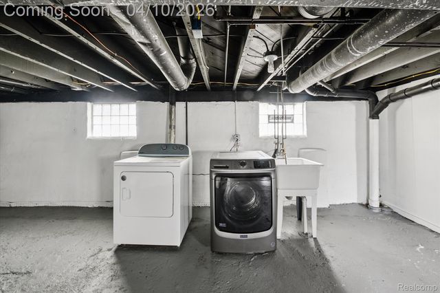 3690 Phillips Avenue, Berkley, MI 48072