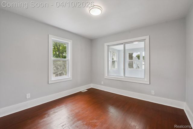 3690 Phillips Avenue, Berkley, MI 48072