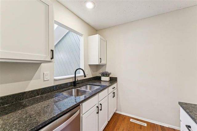 10902 Bradshaw Street, Overland Park, KS 66210