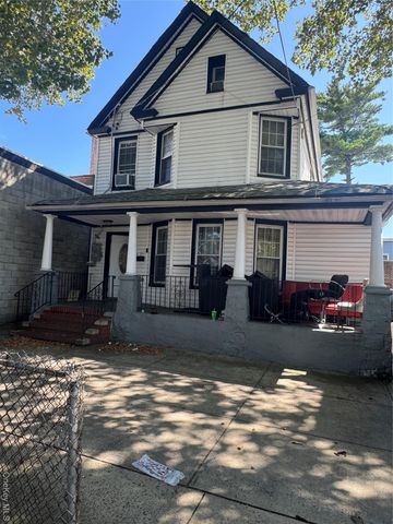 9413 116th Street, Richmond Hill, NY 11419