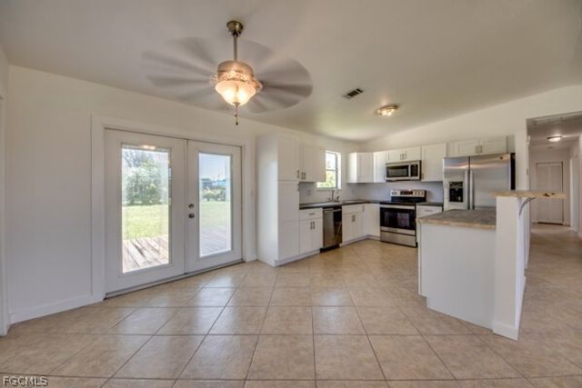 315 SE 22nd TER, Cape Coral, FL 33990