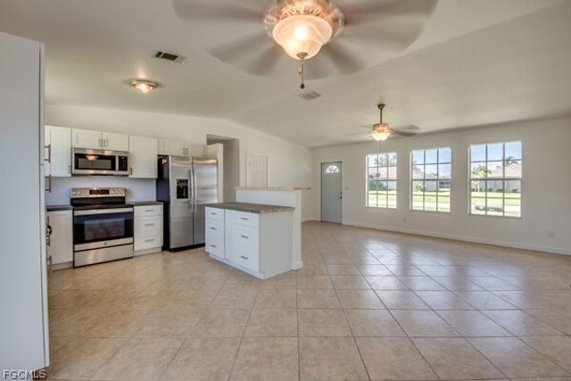 315 SE 22nd TER, Cape Coral, FL 33990