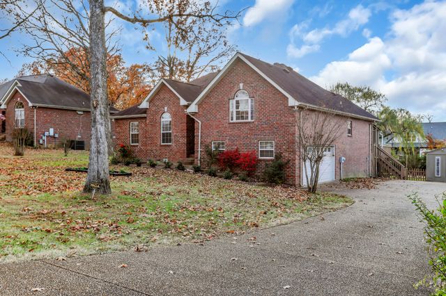 131 Lane Dr, Mount Juliet, TN 37122