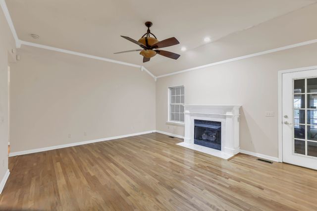 131 Lane Dr, Mount Juliet, TN 37122