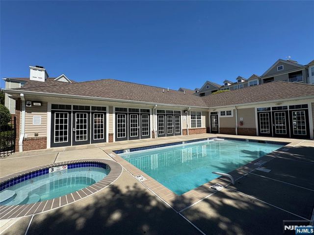 523 Bushes Lane 523, Elmwood Park, NJ 07407