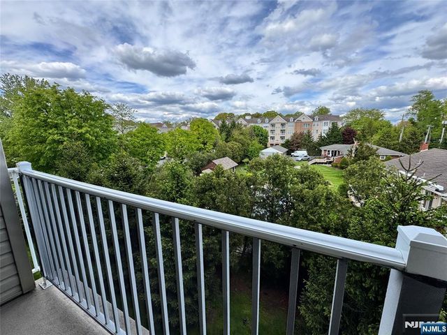 523 Bushes Lane 523, Elmwood Park, NJ 07407