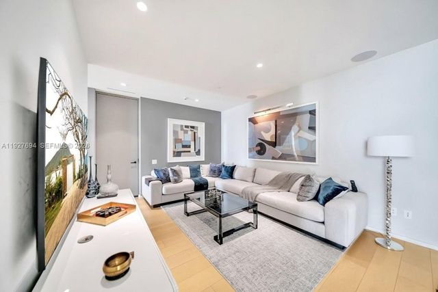 3315 Collins Avenue 10A, Miami Beach, FL 33140