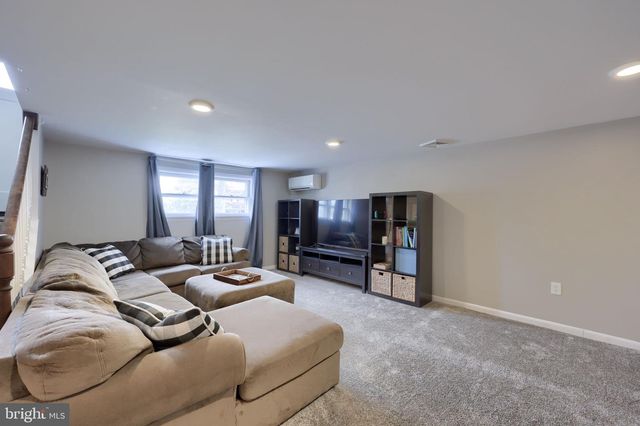 116 OXFORD DR, Lititz, PA 17543