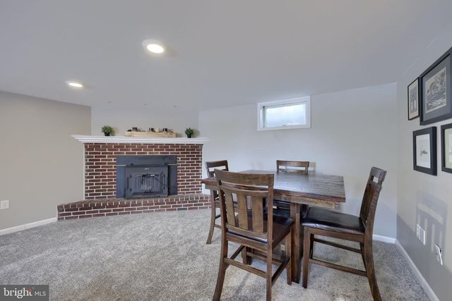 116 OXFORD DR, Lititz, PA 17543