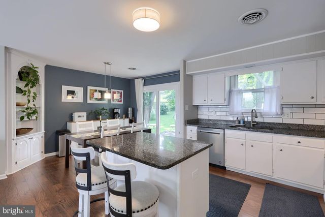 116 OXFORD DR, Lititz, PA 17543