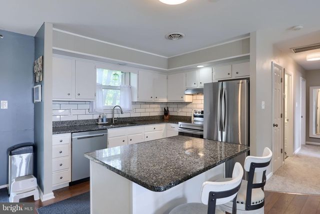 116 OXFORD DR, Lititz, PA 17543