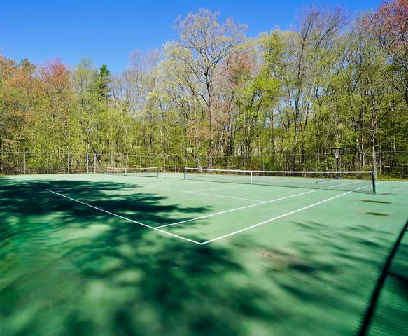 5 Boulder Way, Merrimack, NH 03054