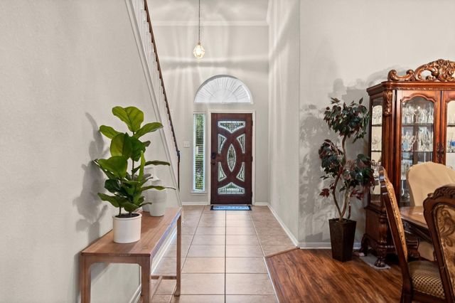 914 Spring Heights Dr, Spring, TX 77373