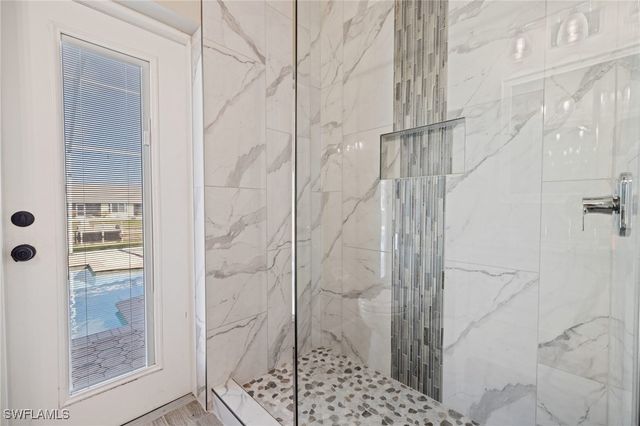 321 SE 31st ST, Cape Coral, FL 33904