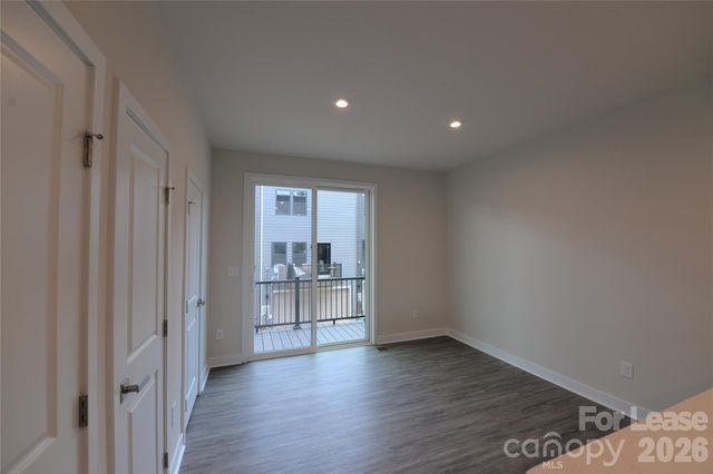 3724 Ellington Street, Charlotte, NC 28211