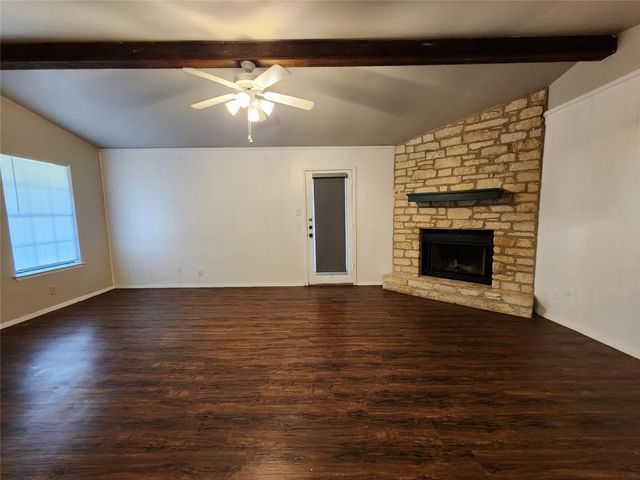 802 Kimberly ST B, Georgetown, TX 78628