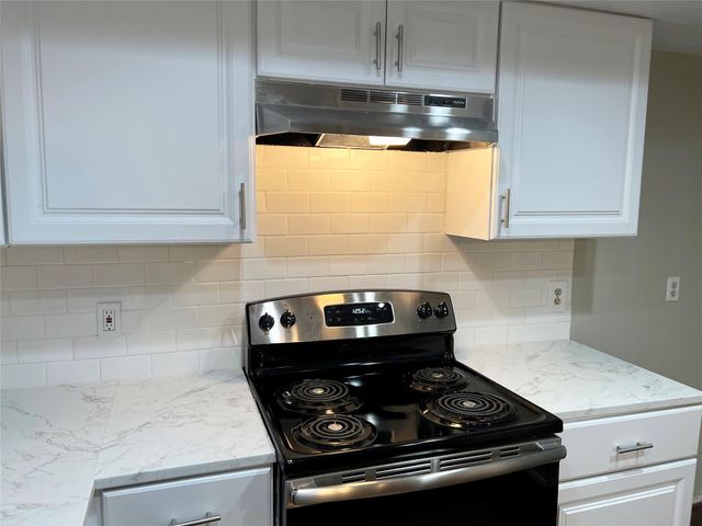 10310 Overview Drive, Sugar Land, TX 77498