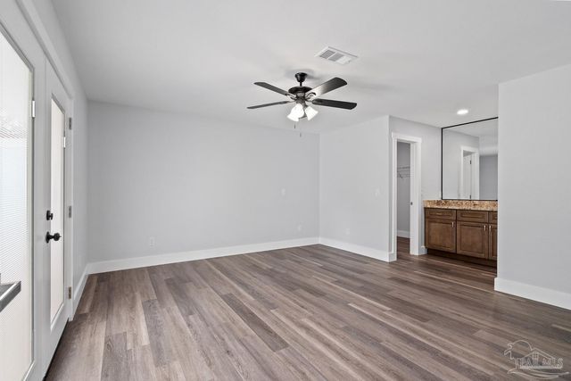 1238 Middlebrook Dr, Pensacola, FL 32506