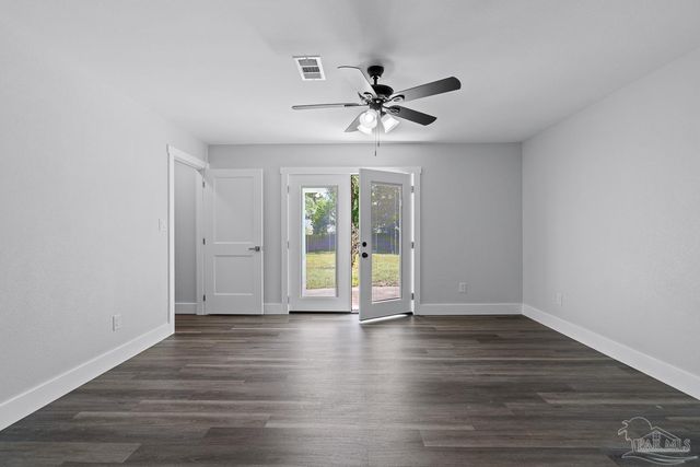 1238 Middlebrook Dr, Pensacola, FL 32506