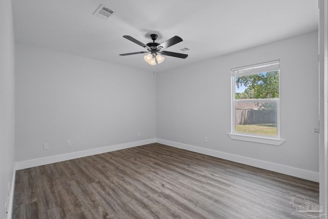 1238 Middlebrook Dr, Pensacola, FL 32506