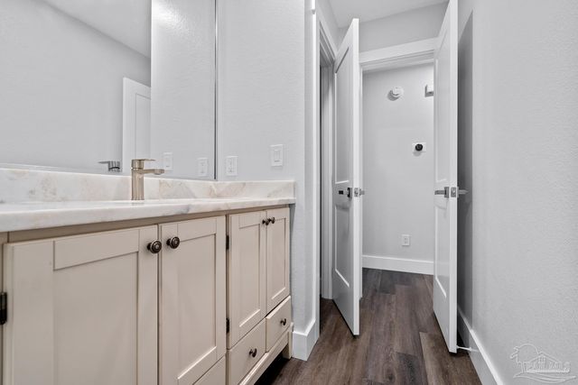 1238 Middlebrook Dr, Pensacola, FL 32506