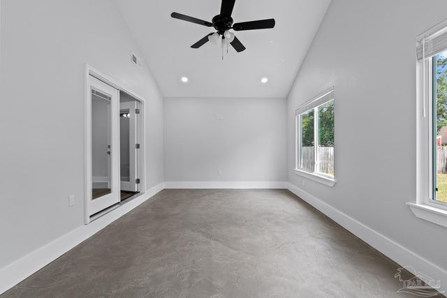 1238 Middlebrook Dr, Pensacola, FL 32506