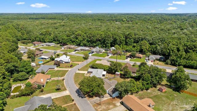 1238 Middlebrook Dr, Pensacola, FL 32506