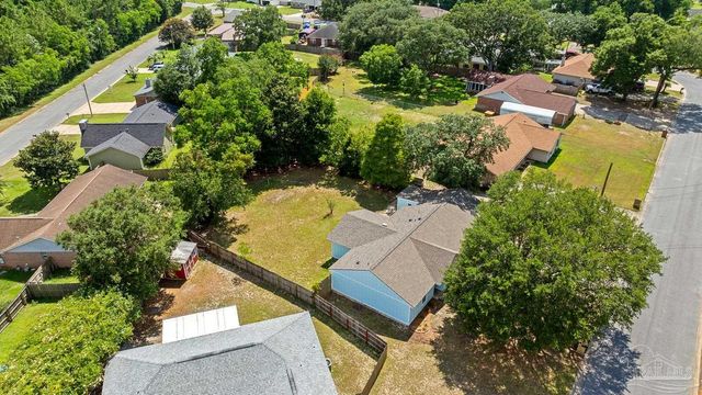 1238 Middlebrook Dr, Pensacola, FL 32506