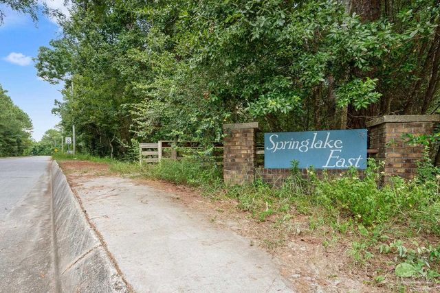 1238 Middlebrook Dr, Pensacola, FL 32506