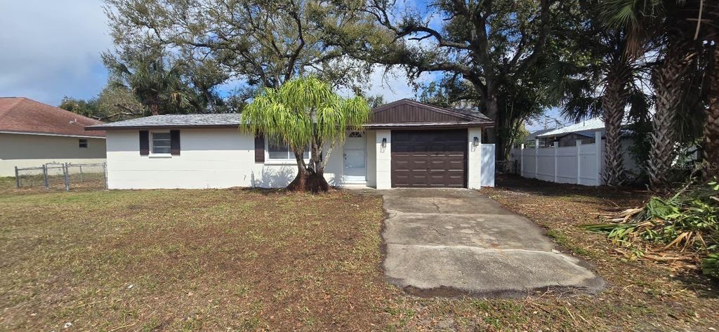 36 TULANE ROAD, Venice, FL 34293