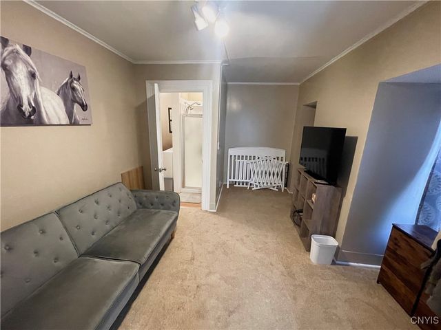 86 West Oneida Street, Oswego, NY 13126