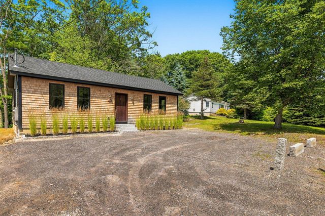 22 Pioneer Road, Rye, NH 03870
