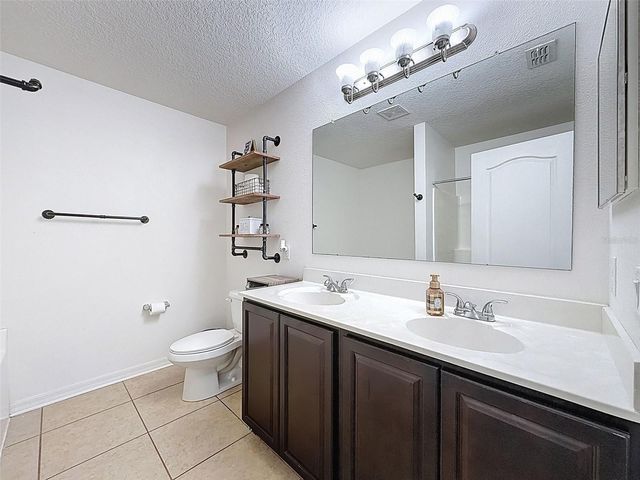 36115 MARKREE CASTLE AVENUE, Dade City, FL 33525