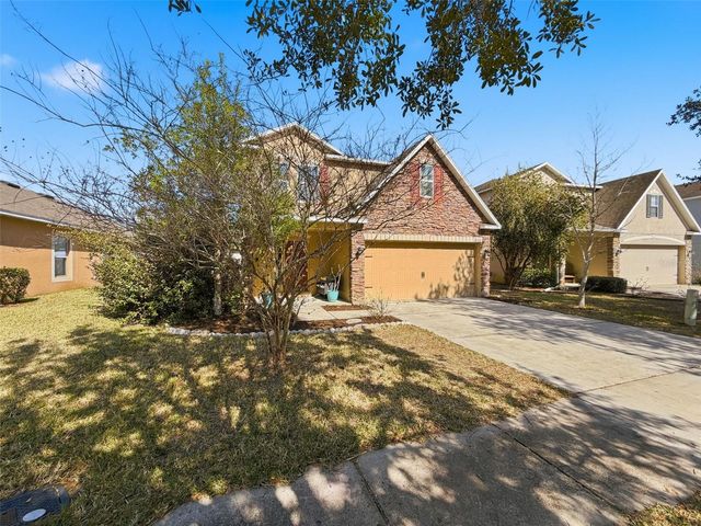 36115 MARKREE CASTLE AVENUE, Dade City, FL 33525